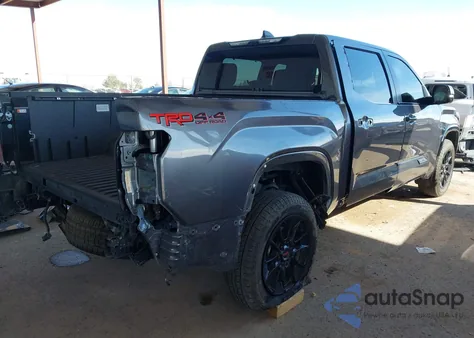 2025 Toyota Tundra Platinum z USA, uszkodzony, nr VIN 5TFWA5DB5SX282842